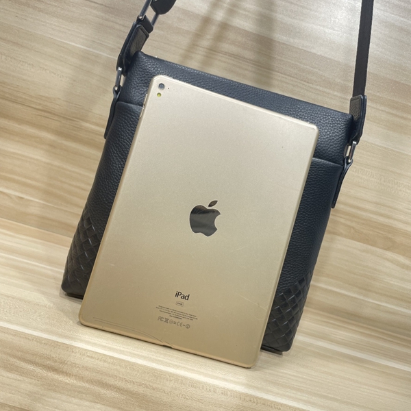 スーパーコピーブランドバッグ全体デザイン